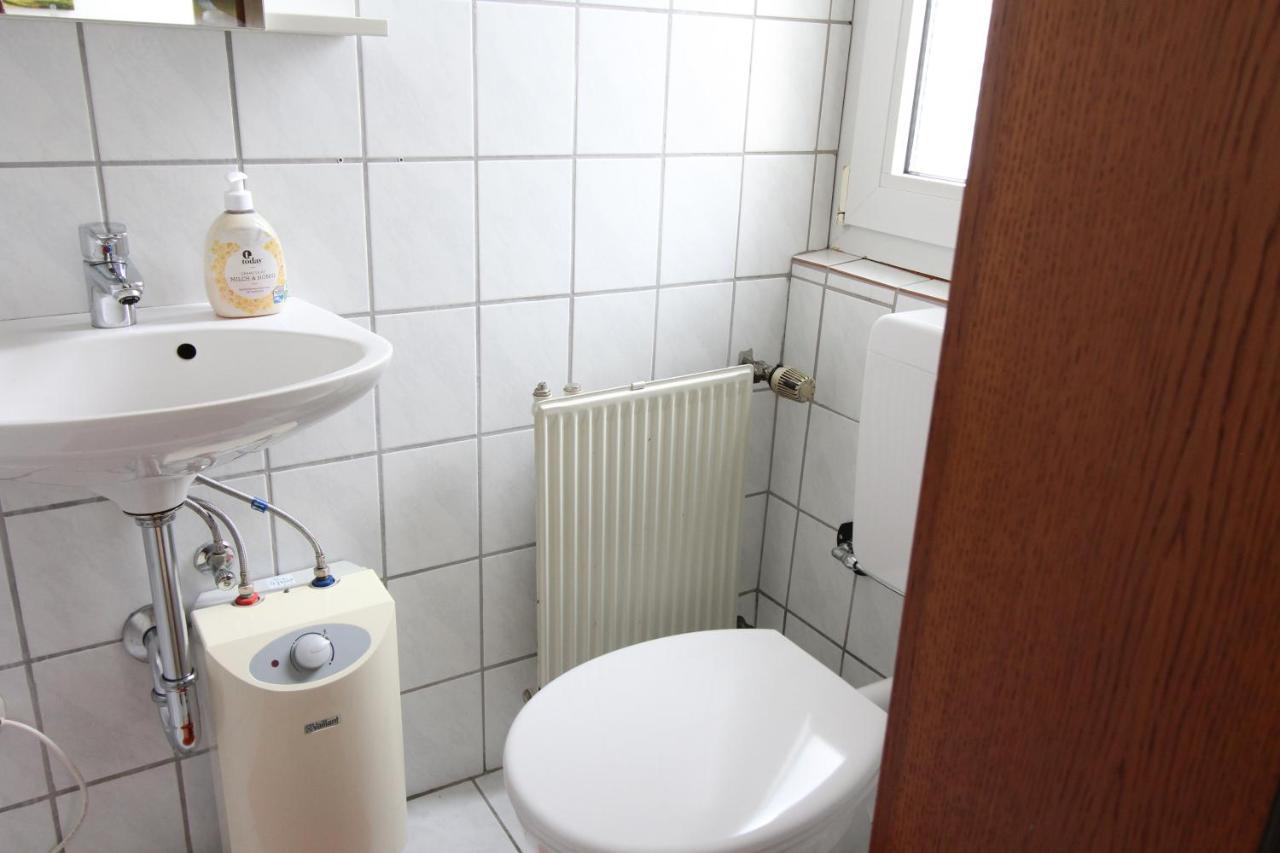 זולינגן Privatzimmer Haus Gruenewald מראה חיצוני תמונה